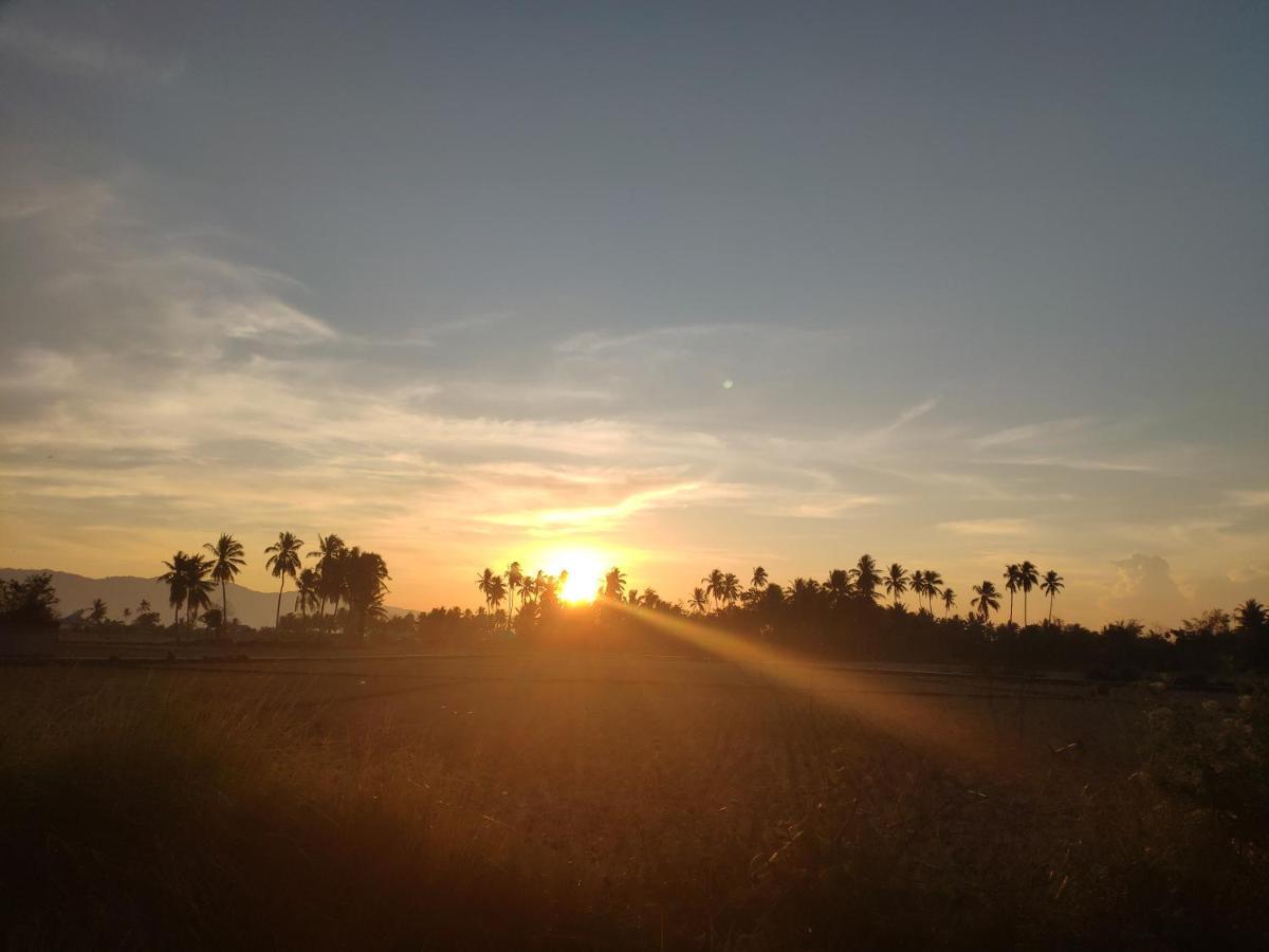 Sunset Homestay By Harry & Mimin Telaga Exterior foto